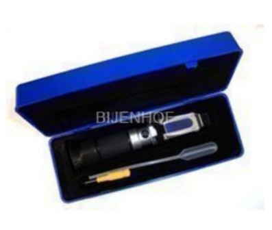 Hand hold refractometer